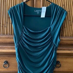 LOFT ruched top